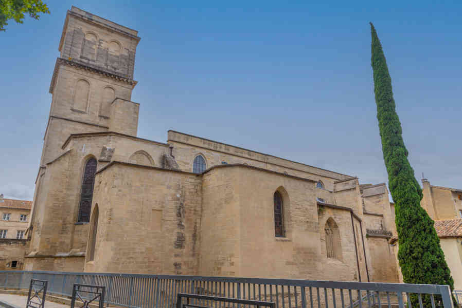 Francia - Avignon 084 - iglesia Saint Agricol.jpg